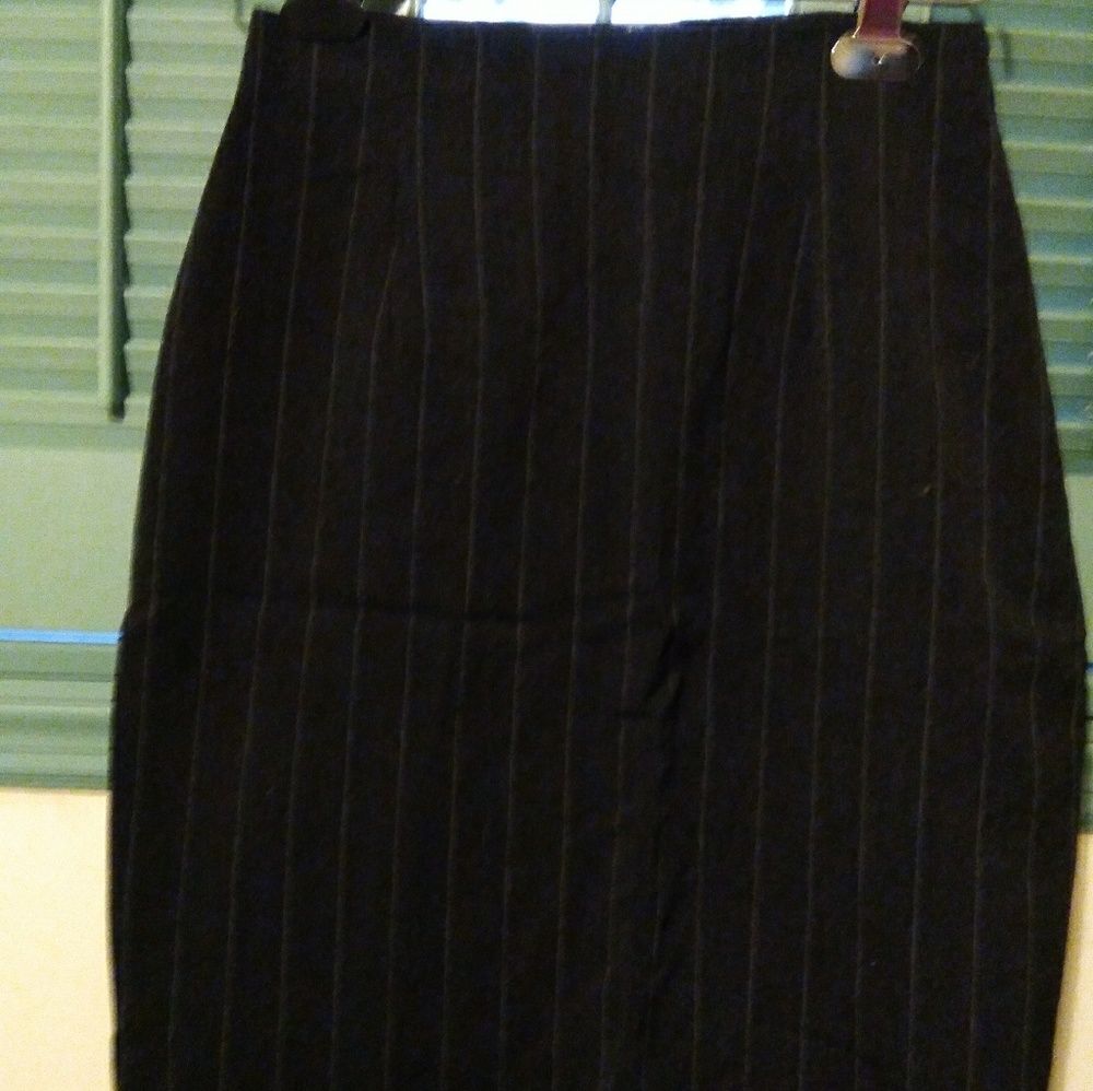Grey pinstriped skirt